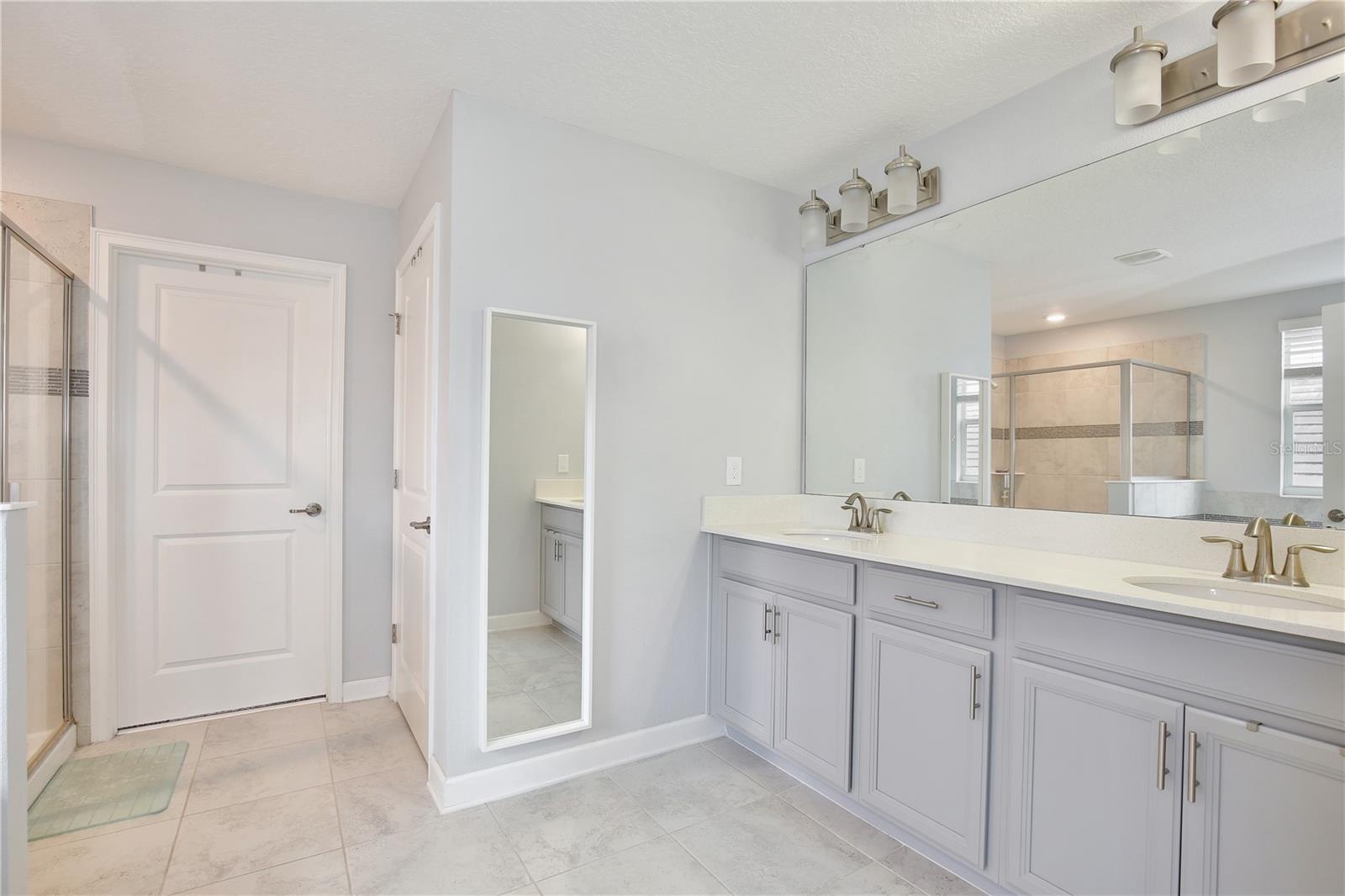 Listing photo id 17 for 11717 Poetry Drive