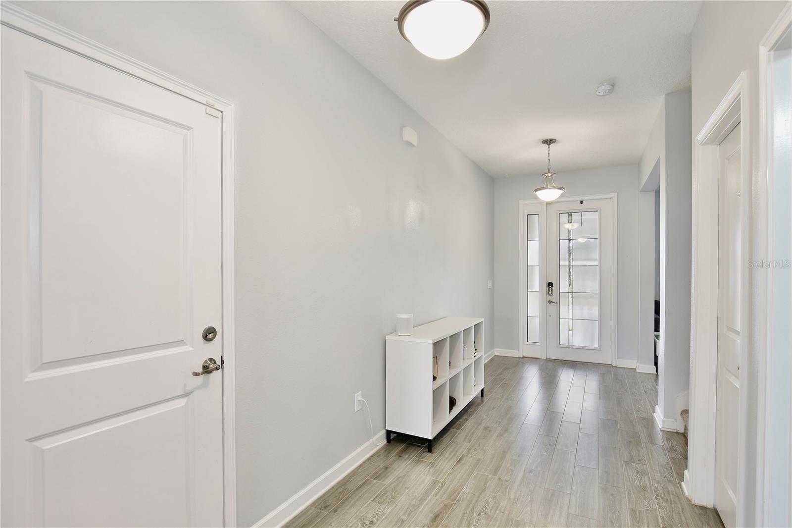 Listing photo id 1 for 11717 Poetry Drive