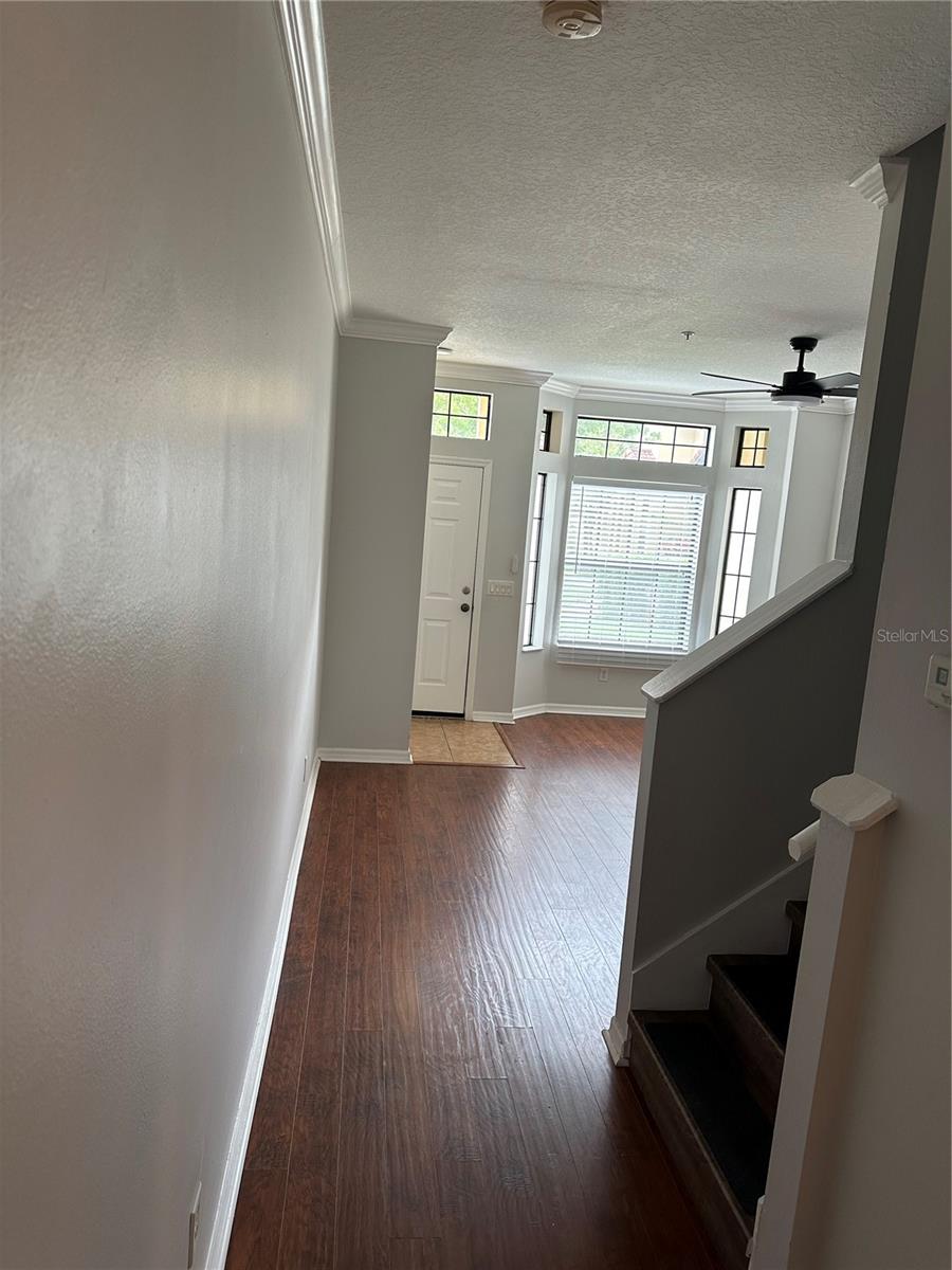 Image 11 of 32 For 6007 Scotchwood Glen 35