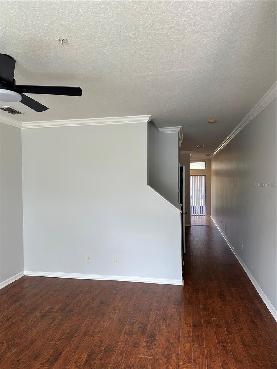 Image 3 of 32 For 6007 Scotchwood Glen 35