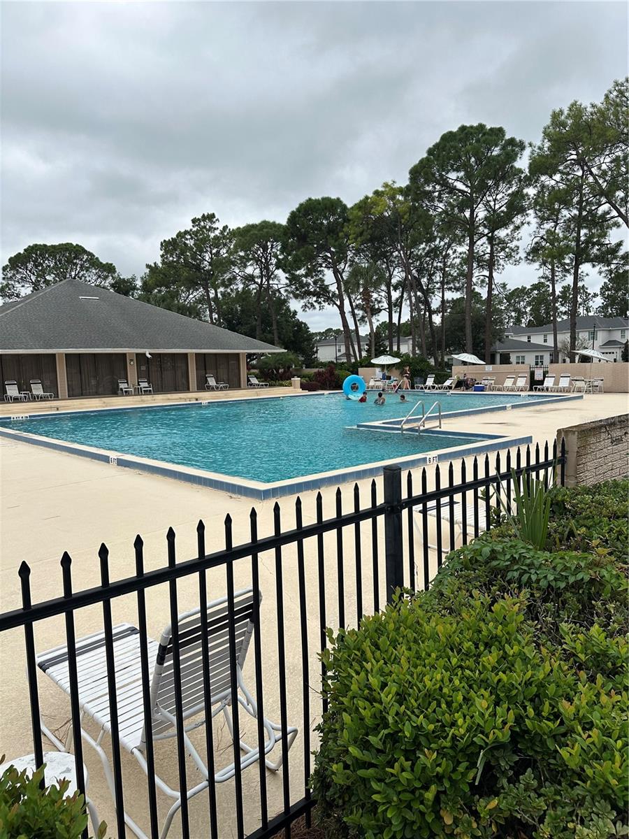 Image 31 of 32 For 6007 Scotchwood Glen 35