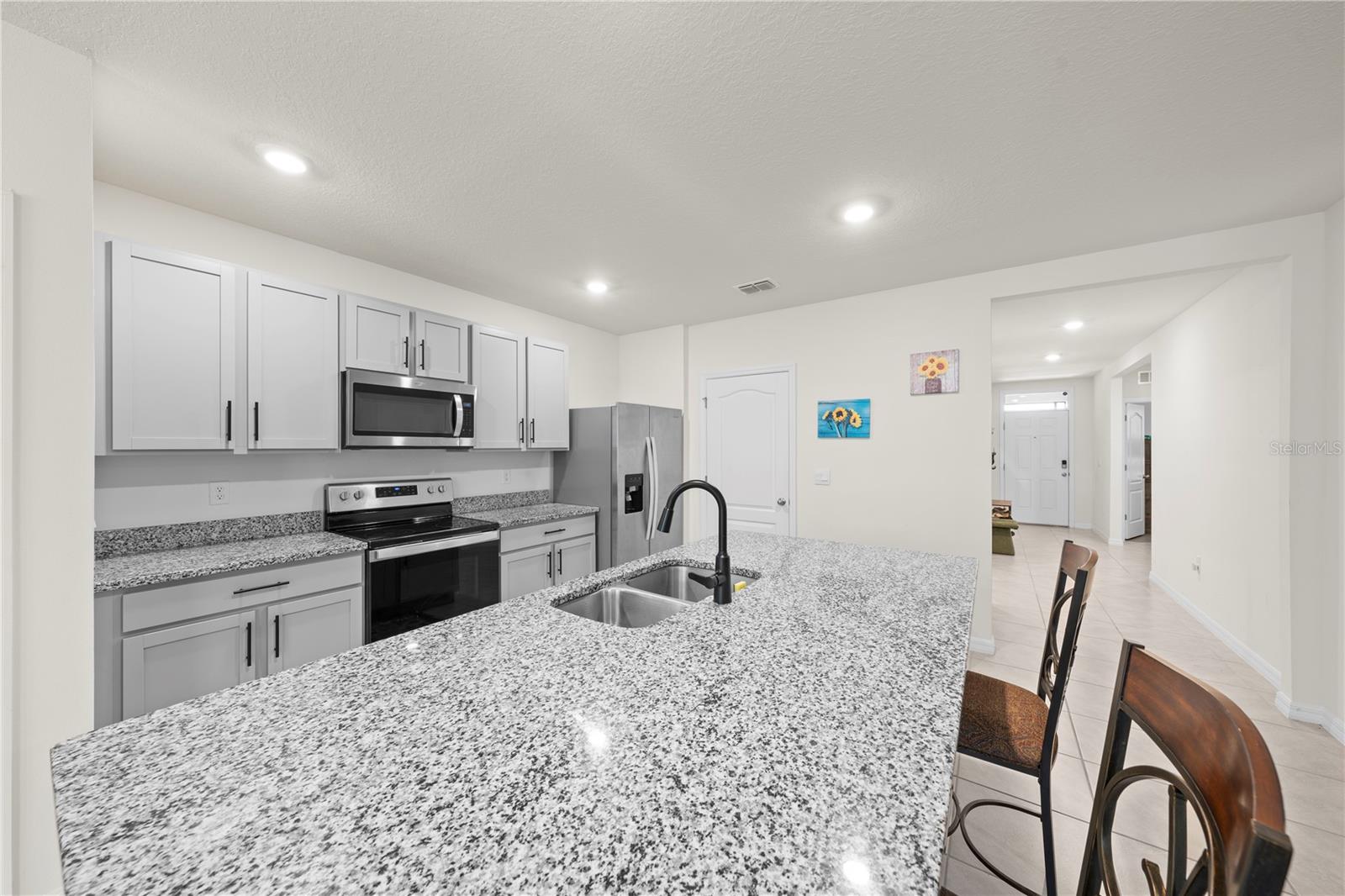 Image 11 of 45 For 3007 Staten Drive