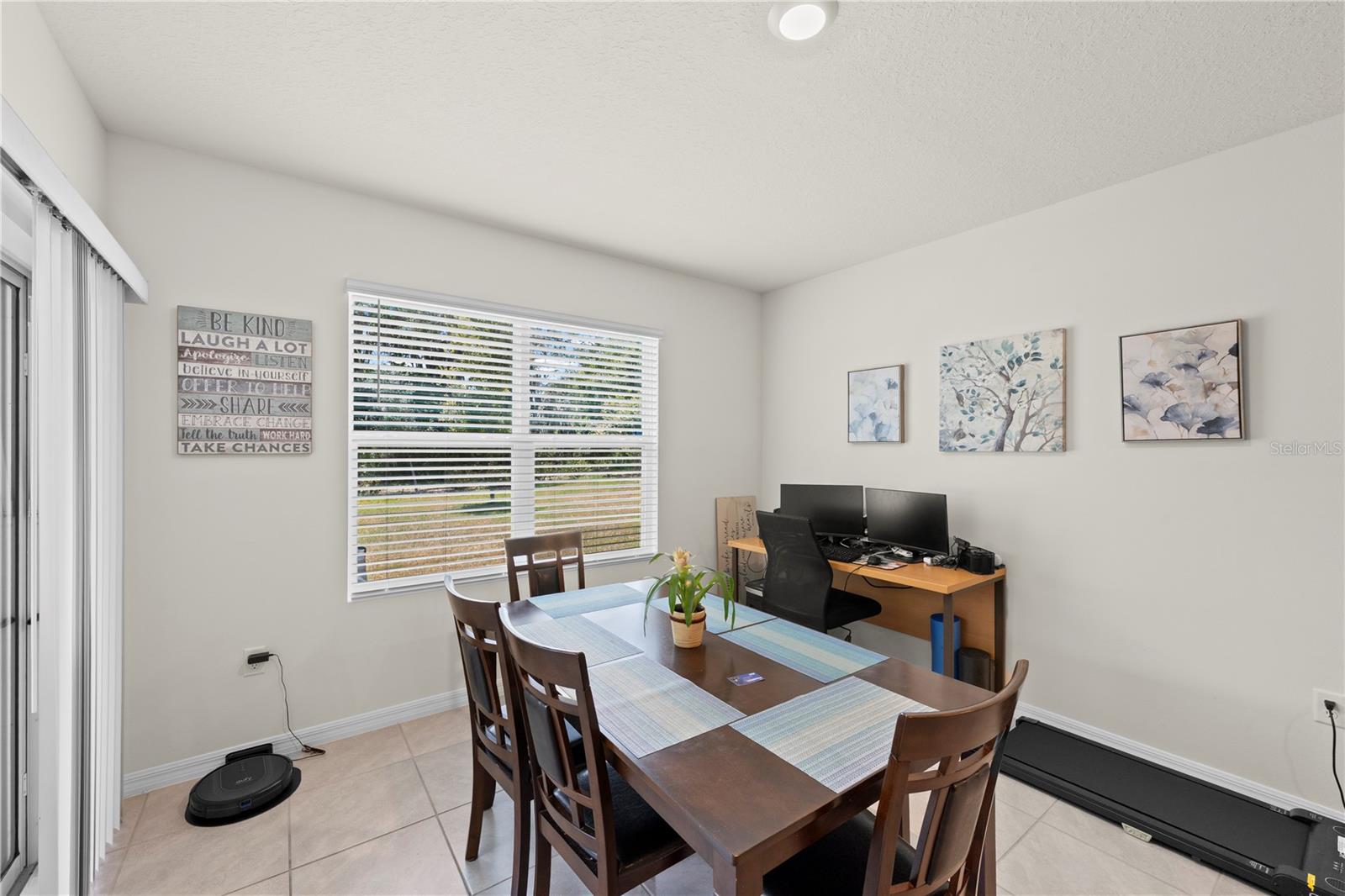 Image 18 of 45 For 3007 Staten Drive