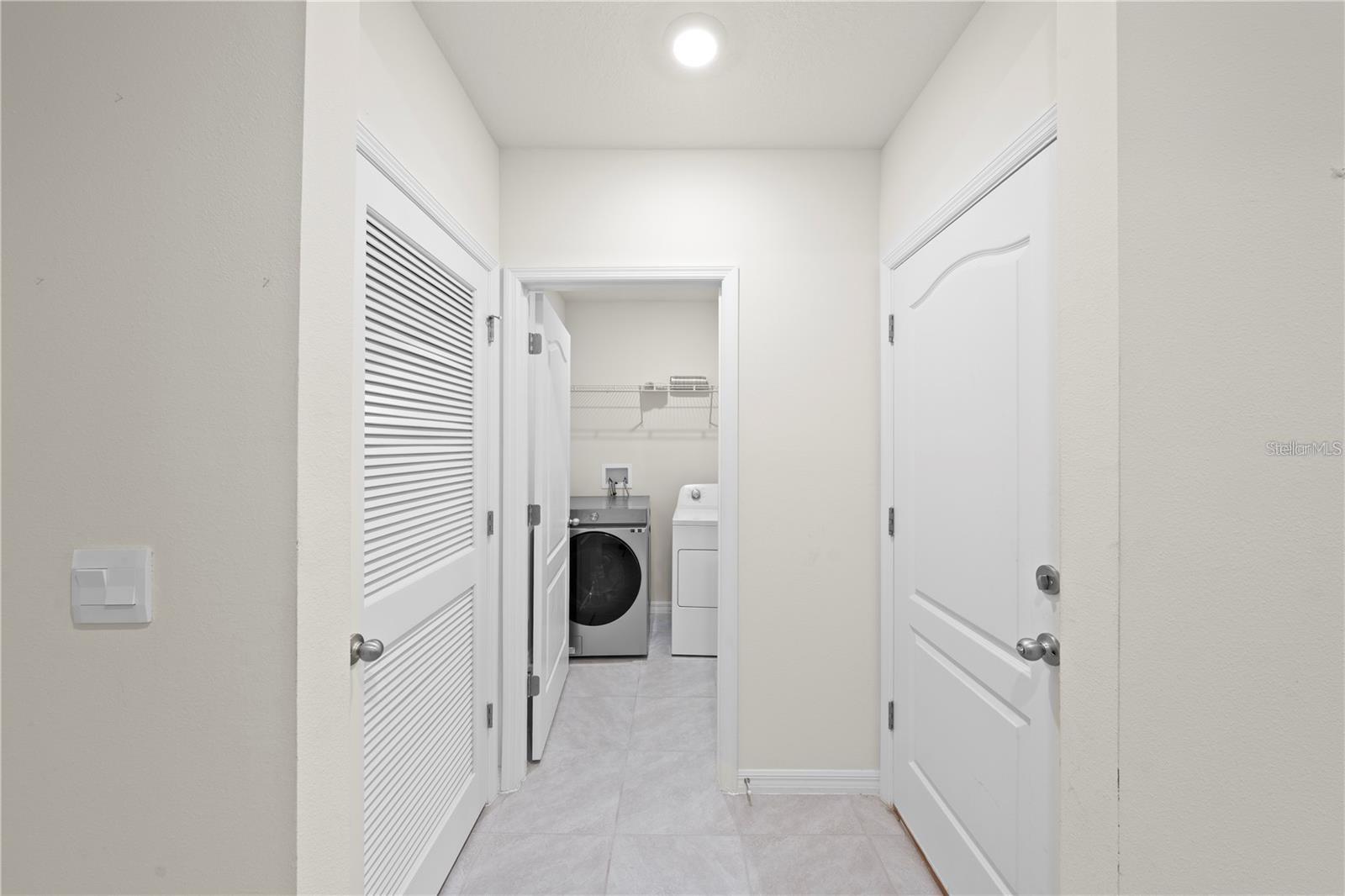 Image 26 of 45 For 3007 Staten Drive