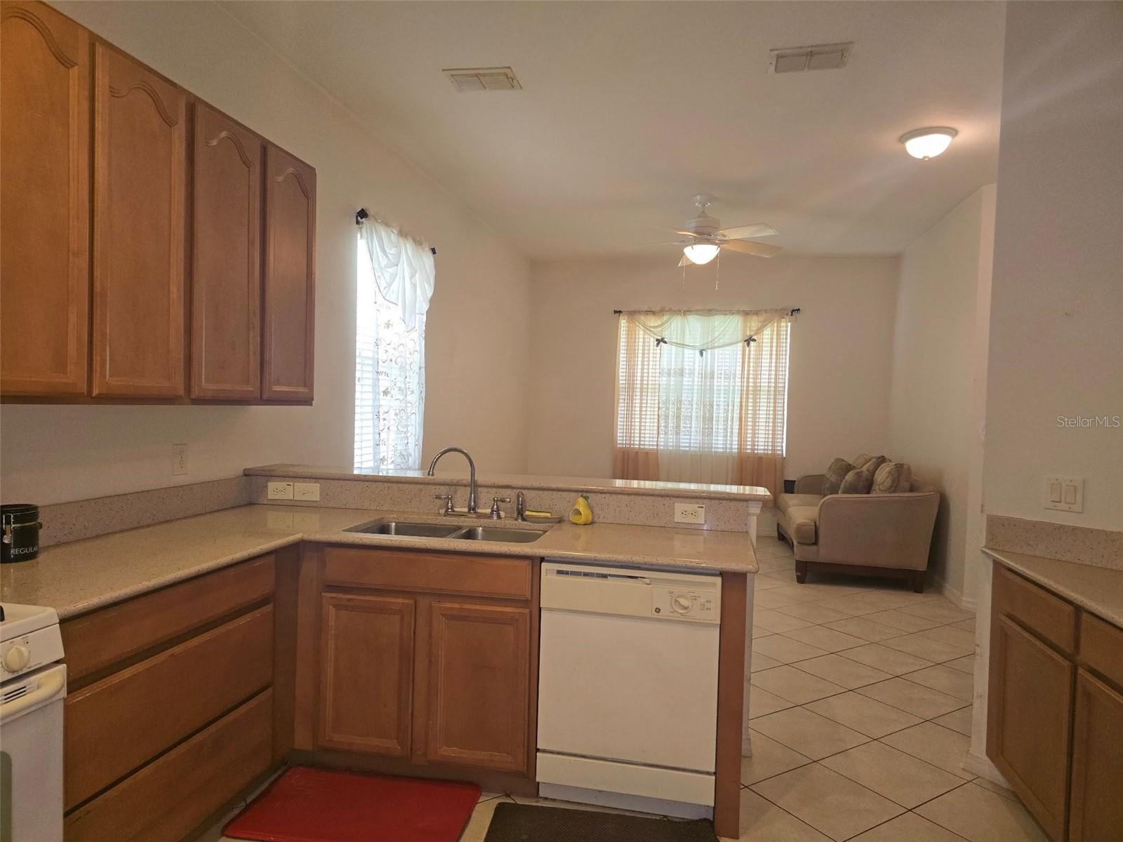 Image 10 of 49 For 108 Crescent Moon Drive