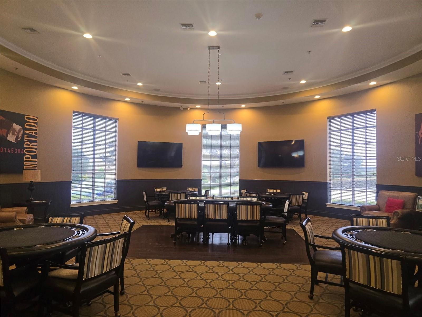 Image 17 of 49 For 108 Crescent Moon Drive