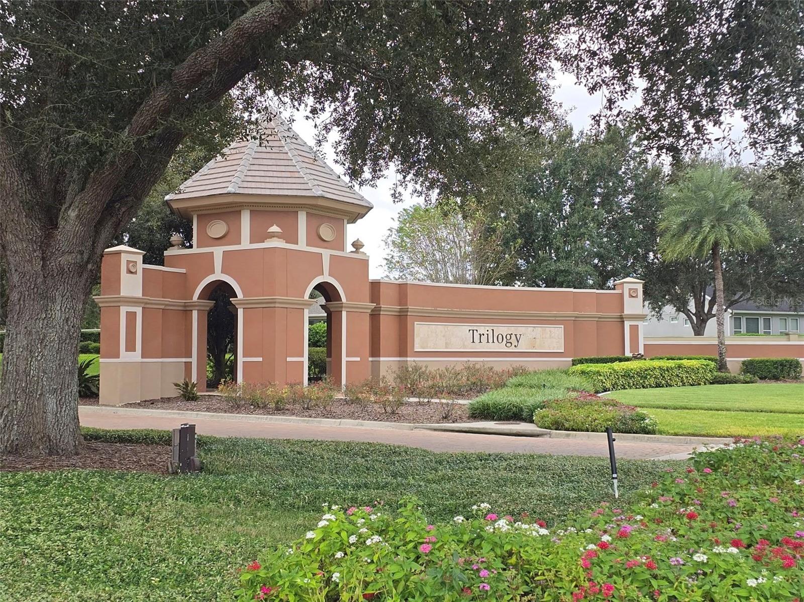 Image 2 of 49 For 108 Crescent Moon Drive