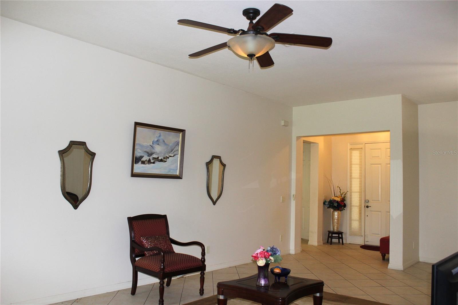 Image 5 of 49 For 108 Crescent Moon Drive