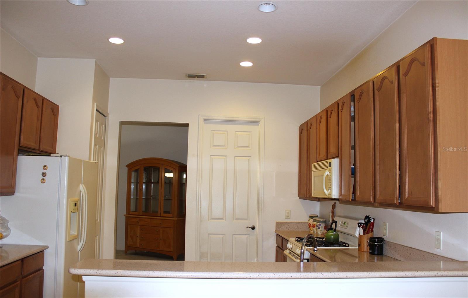 Image 7 of 49 For 108 Crescent Moon Drive