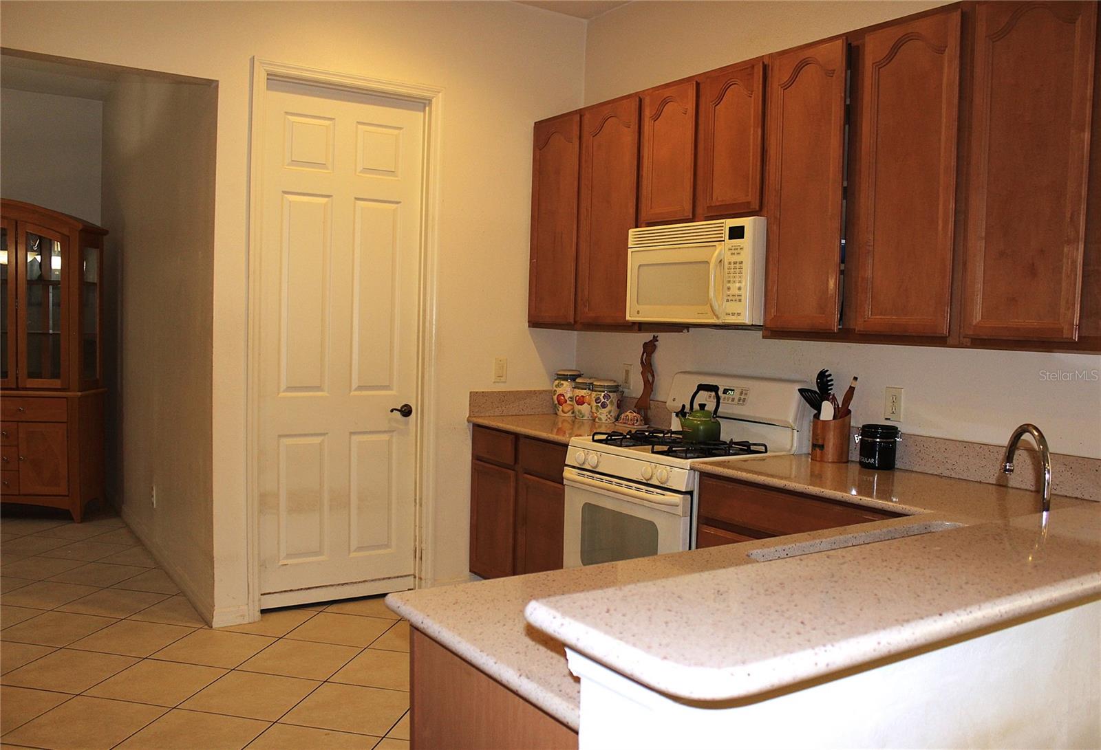 Image 9 of 49 For 108 Crescent Moon Drive