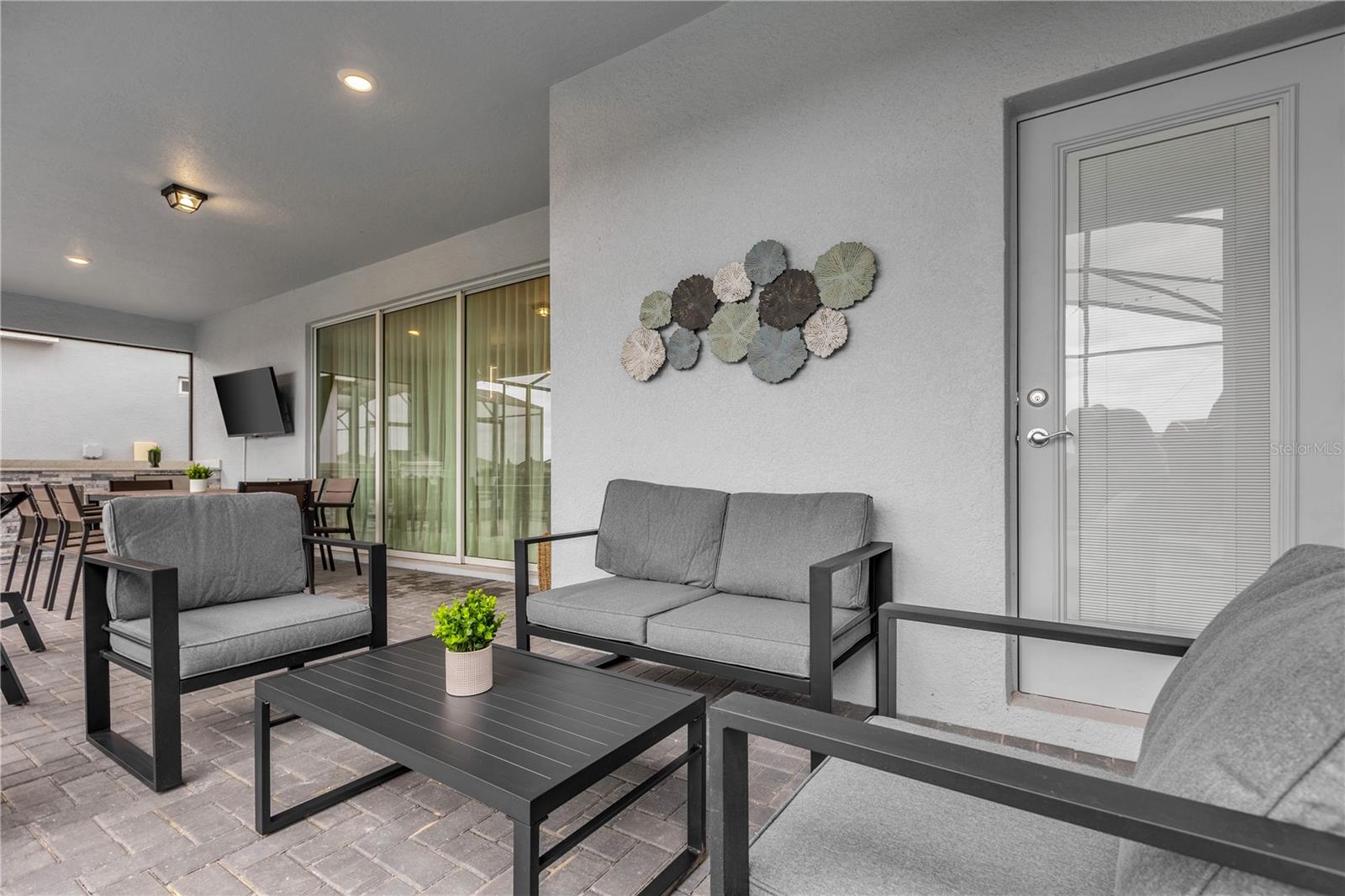 Image 62 of 94 For 3048 Mahalo Drive