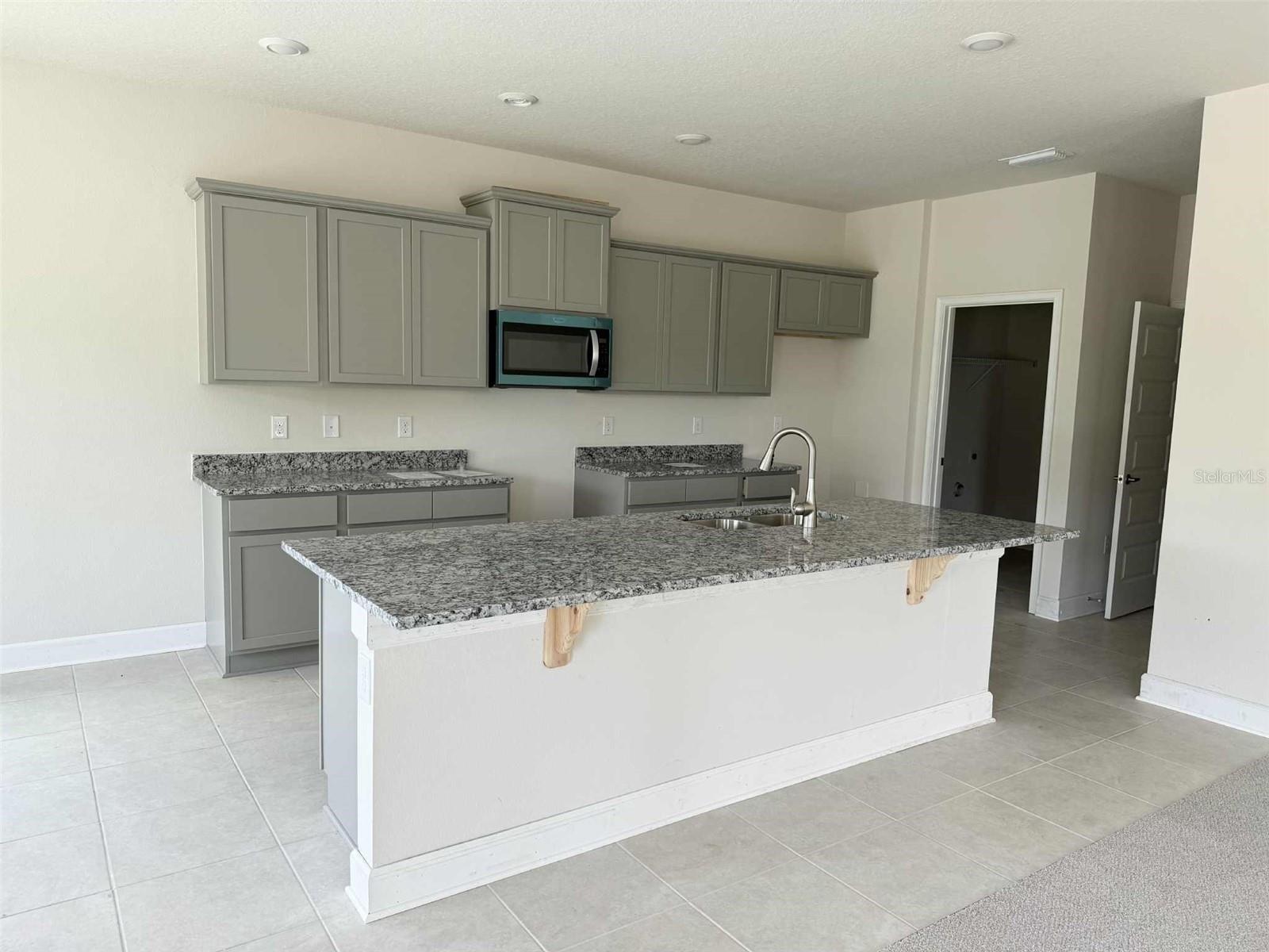 Image 4 of 9 For 4020 Sagefield Drive