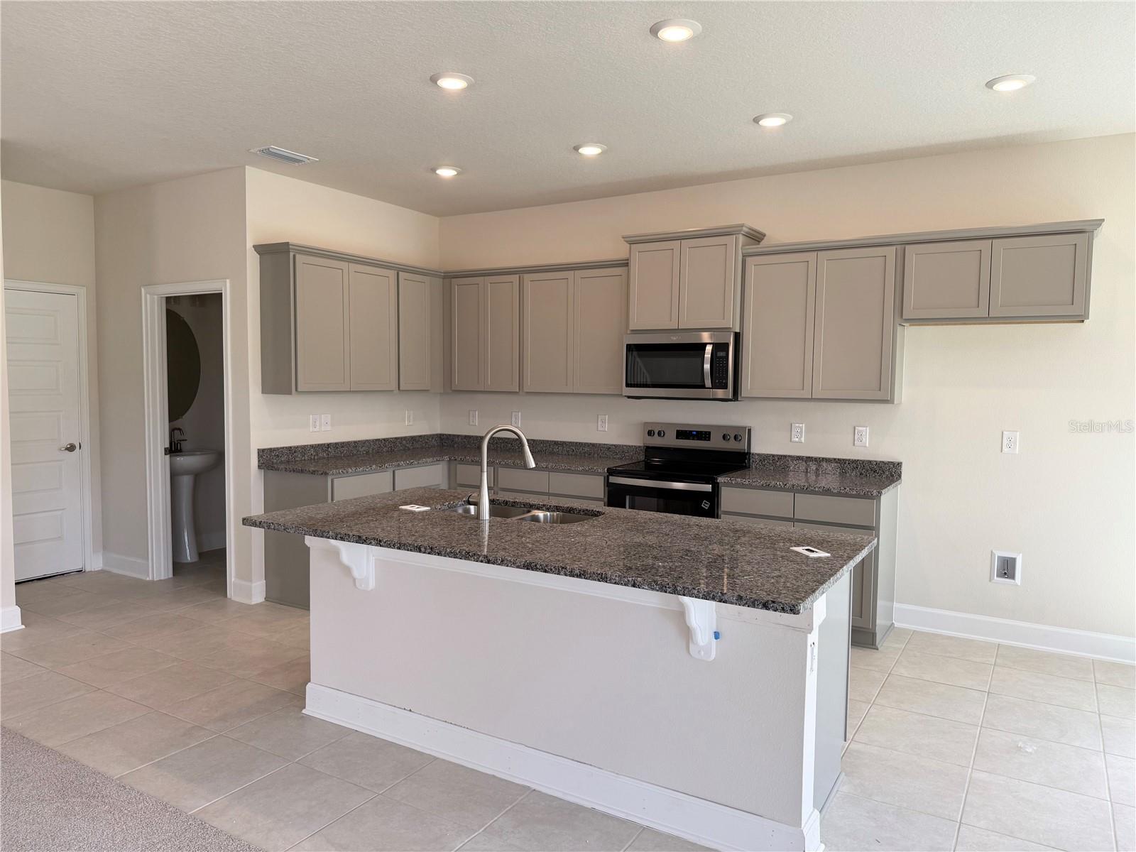 Image 3 of 14 For 4026 Sagefield Drive