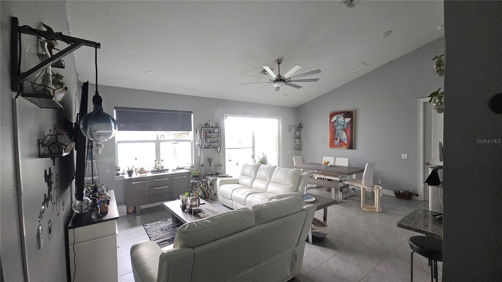 Image 10 of 22 For 1730 East Parkway