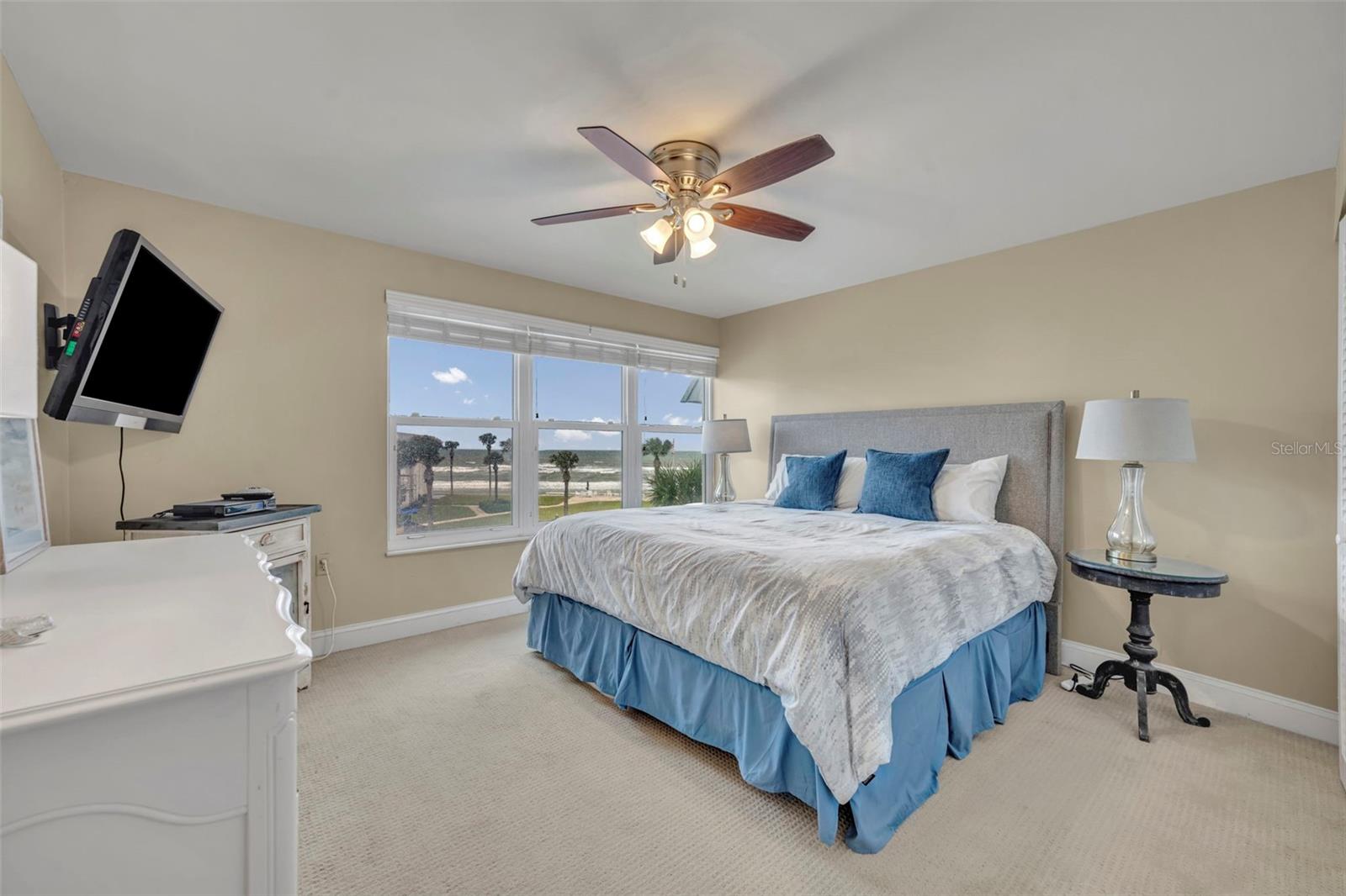 Image 13 of 28 For 4841 Saxon Dr B201