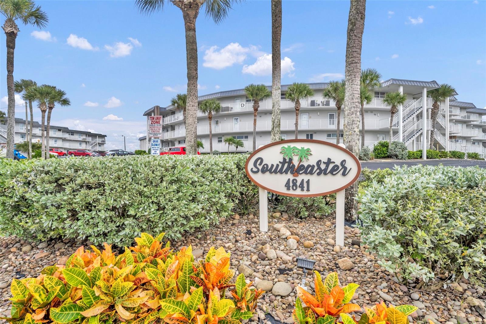 Image 28 of 28 For 4841 Saxon Dr B201