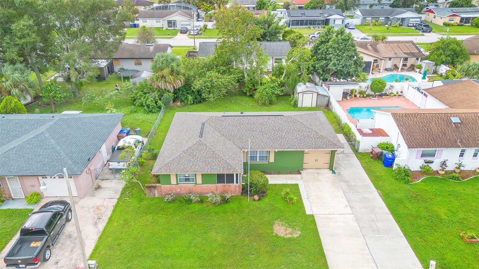 Image 38 of 40 For 2035 Valencia Circle