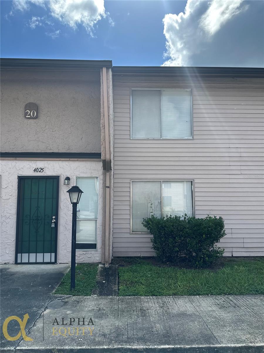 Details for 4025 Billingsgate Road 2004, ORLANDO, FL 32839