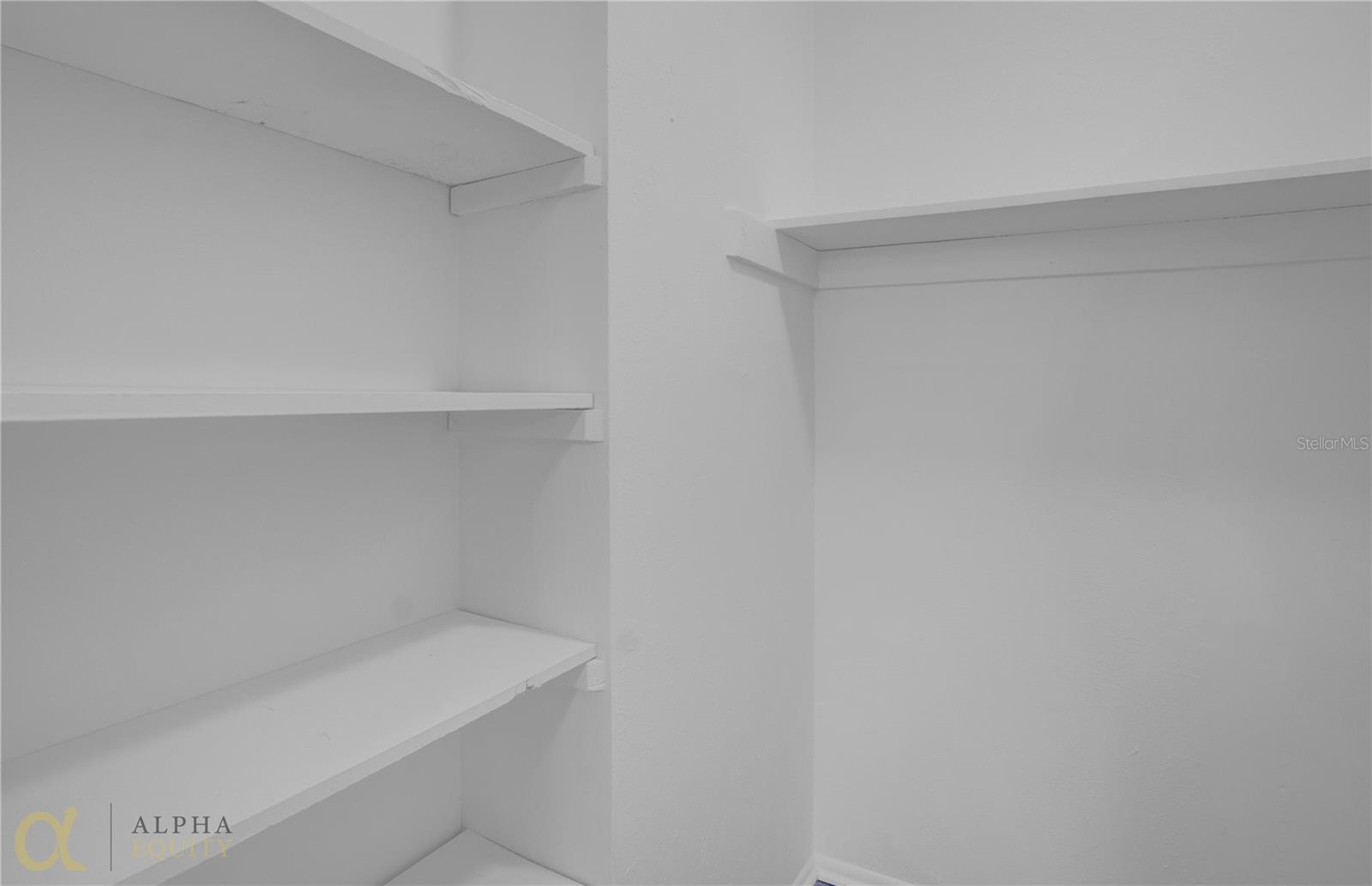 Image 8 of 16 For 4025 Billingsgate Road 2004