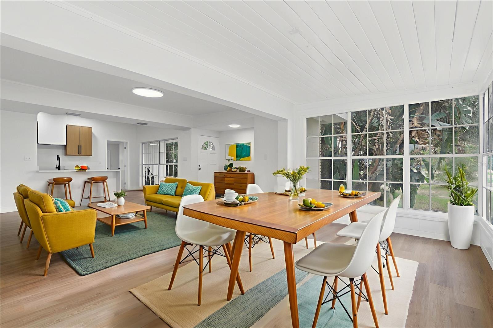 Image 11 of 31 For 2638 Laurel Avenue