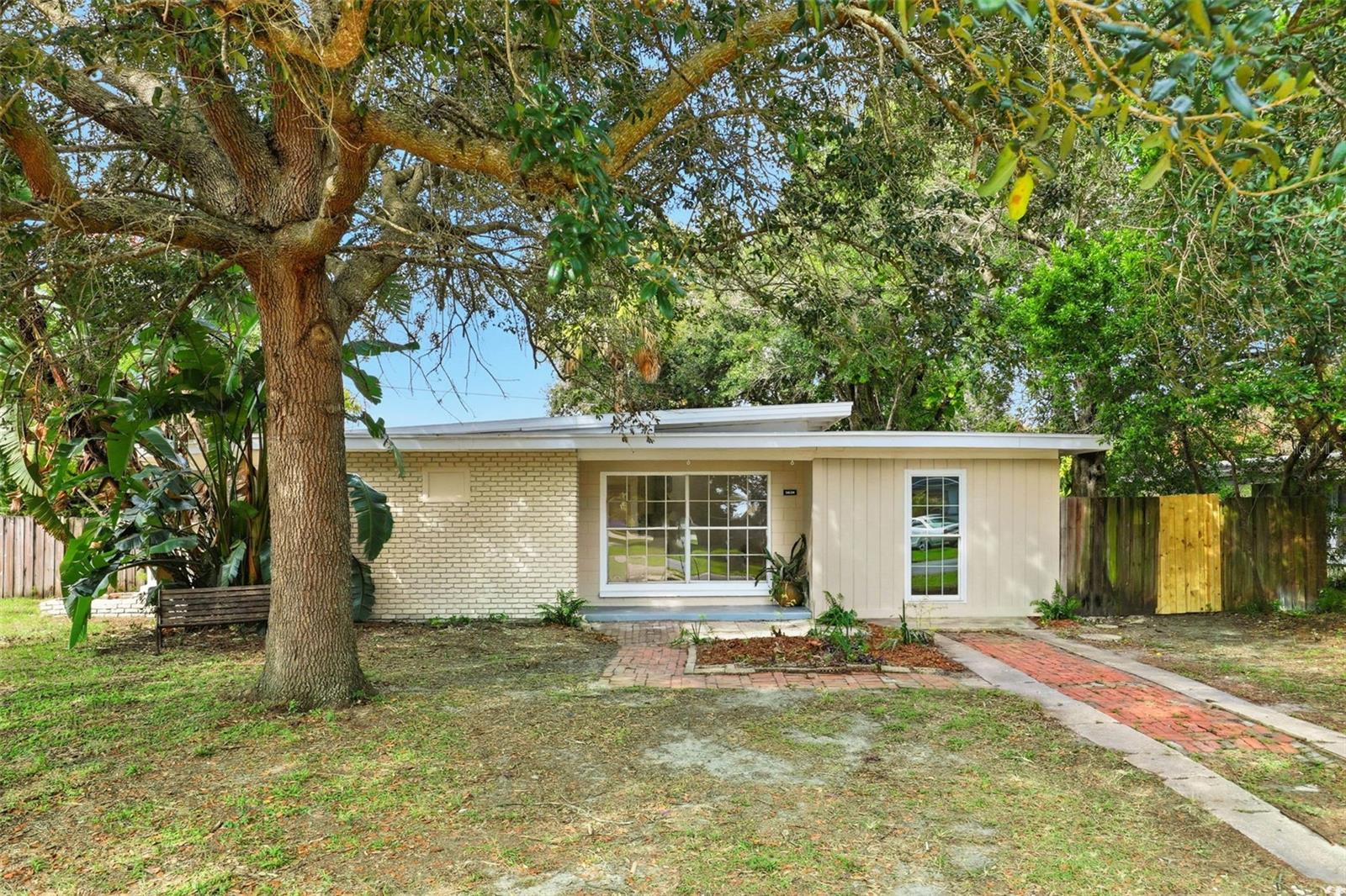 Image 30 of 31 For 2638 Laurel Avenue