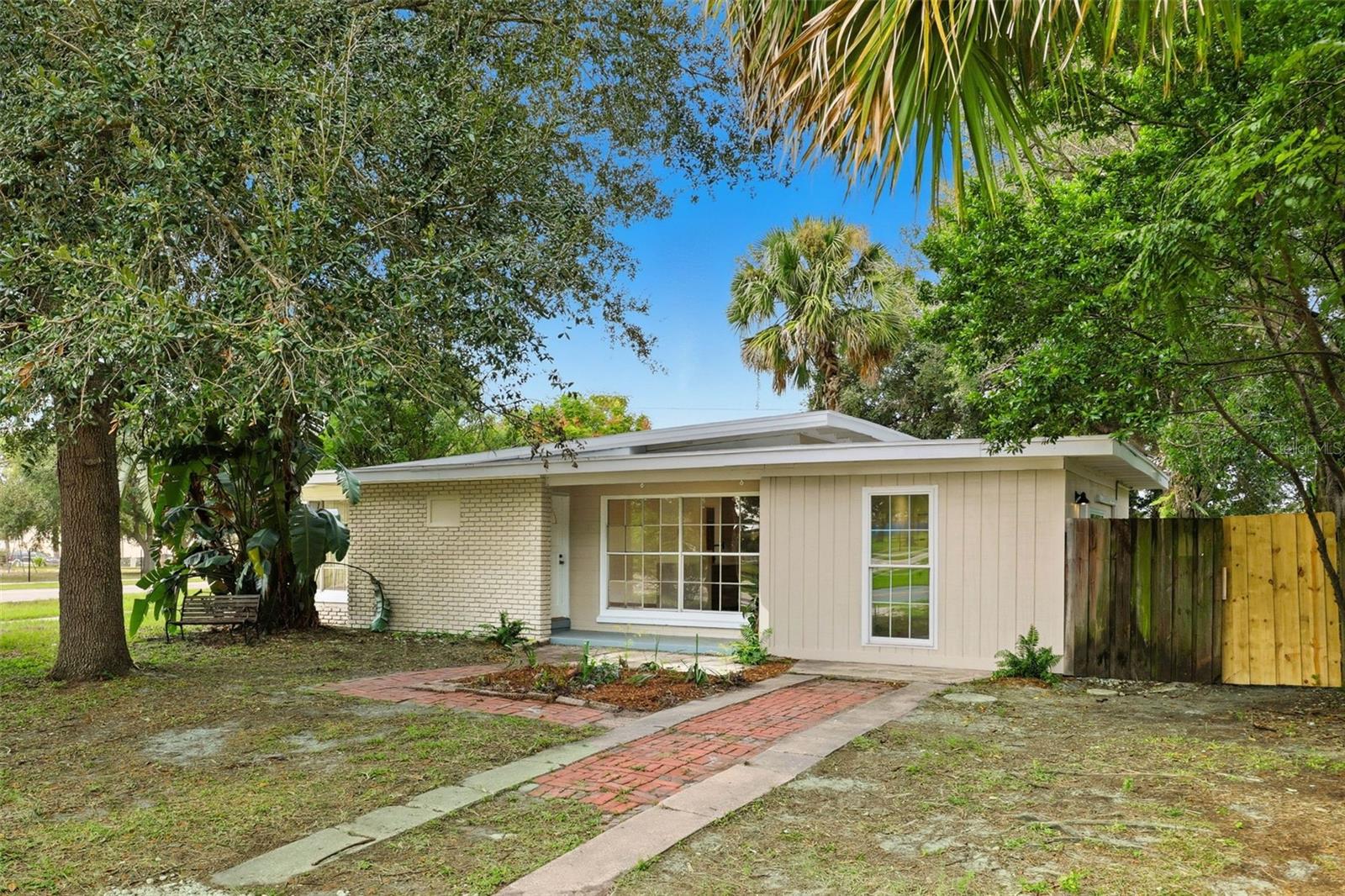 Image 31 of 31 For 2638 Laurel Avenue