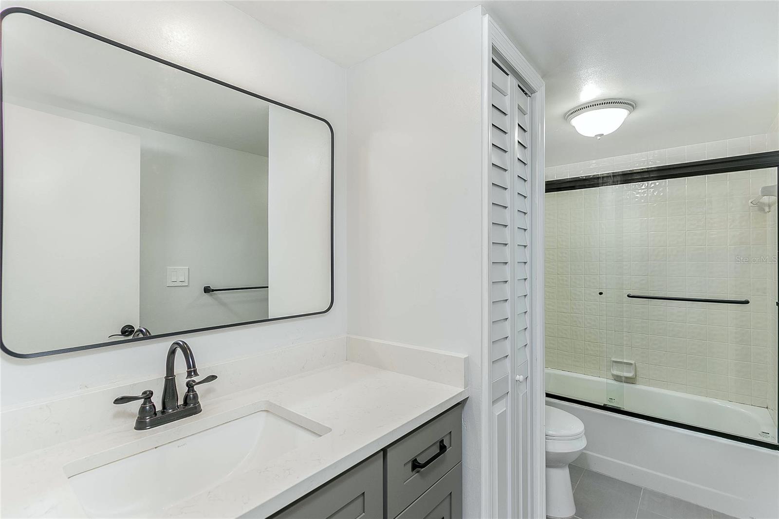 Image 21 of 40 For 5341 Bamboo Court 418