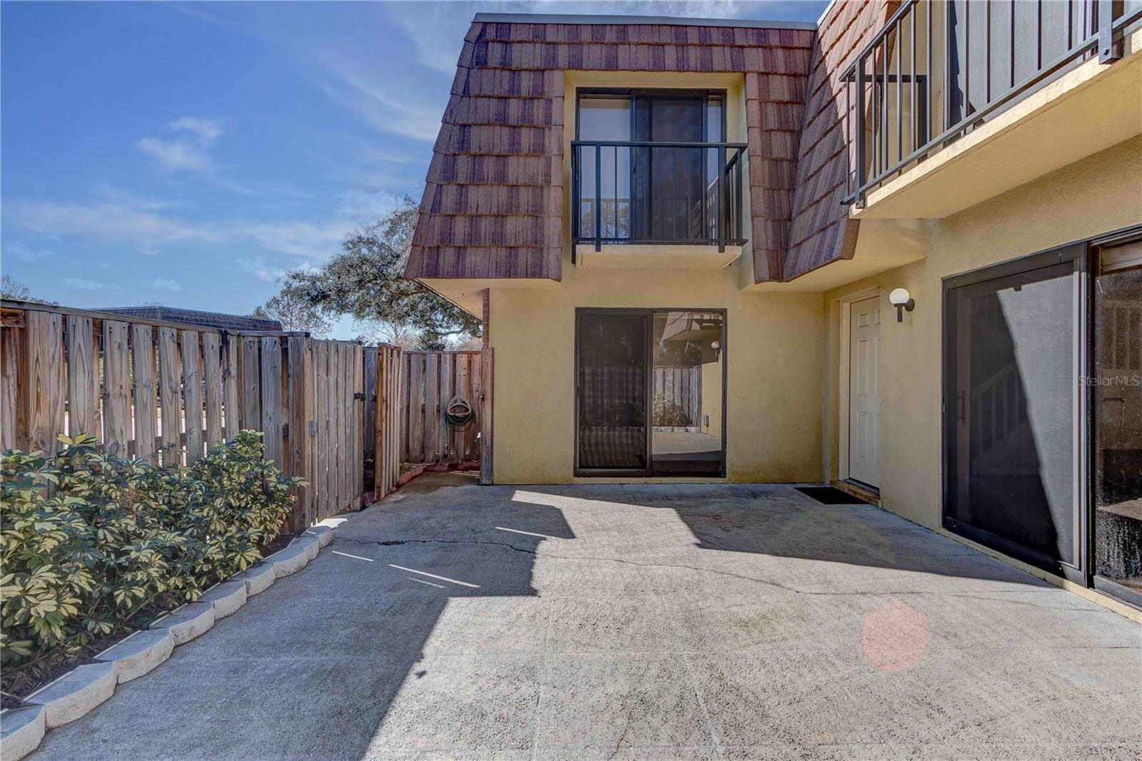 Image 4 of 40 For 5341 Bamboo Court 418