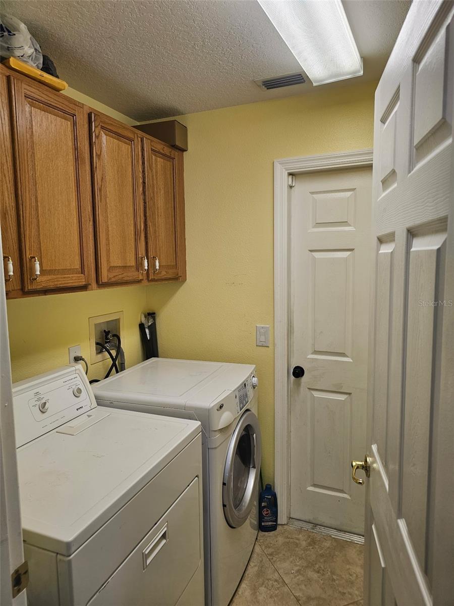 Image 14 of 18 For 1641 Parkglen Circle