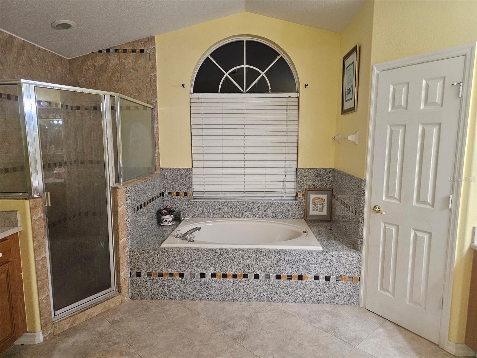 Image 9 of 18 For 1641 Parkglen Circle