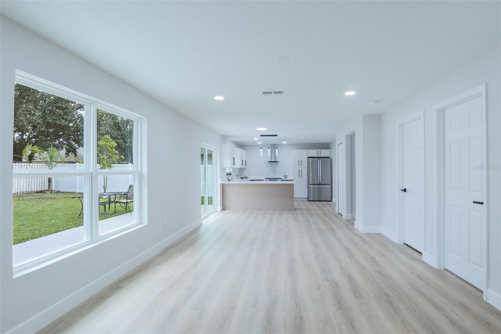 Image 7 of 31 For 2037 Corner Tree Court