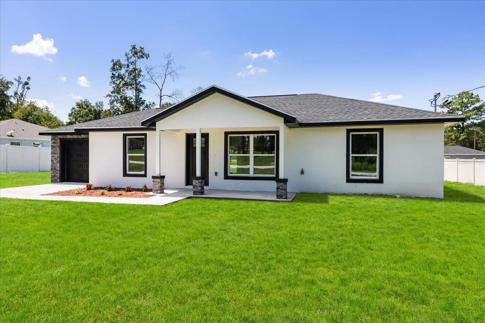 Image 2 of 39 For 2205 4th Street