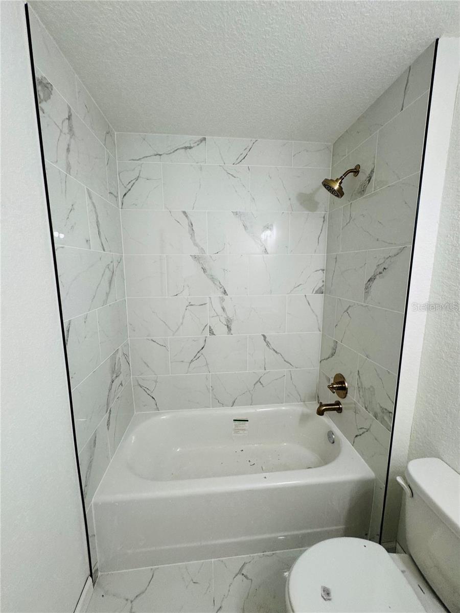 Image 24 of 39 For 2205 4th Street