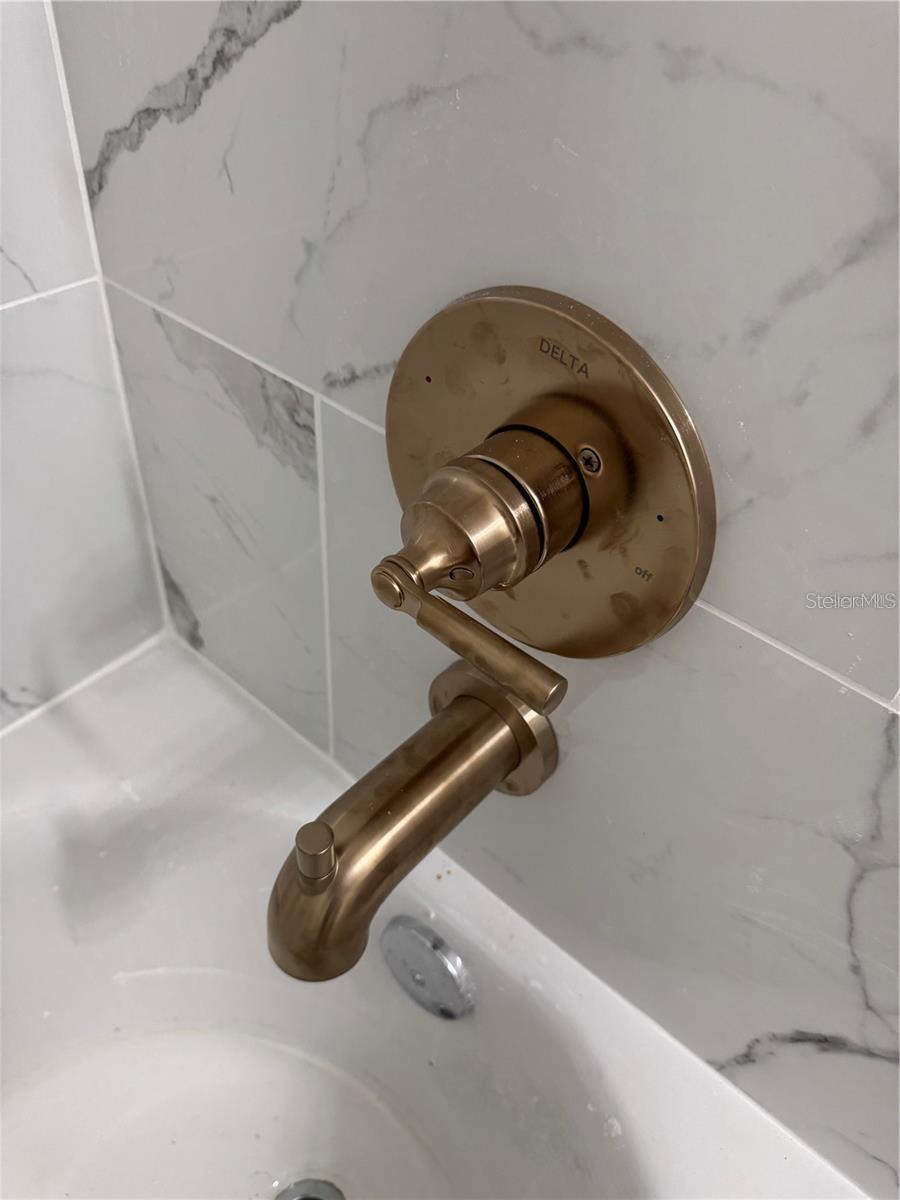 Image 26 of 39 For 2205 4th Street