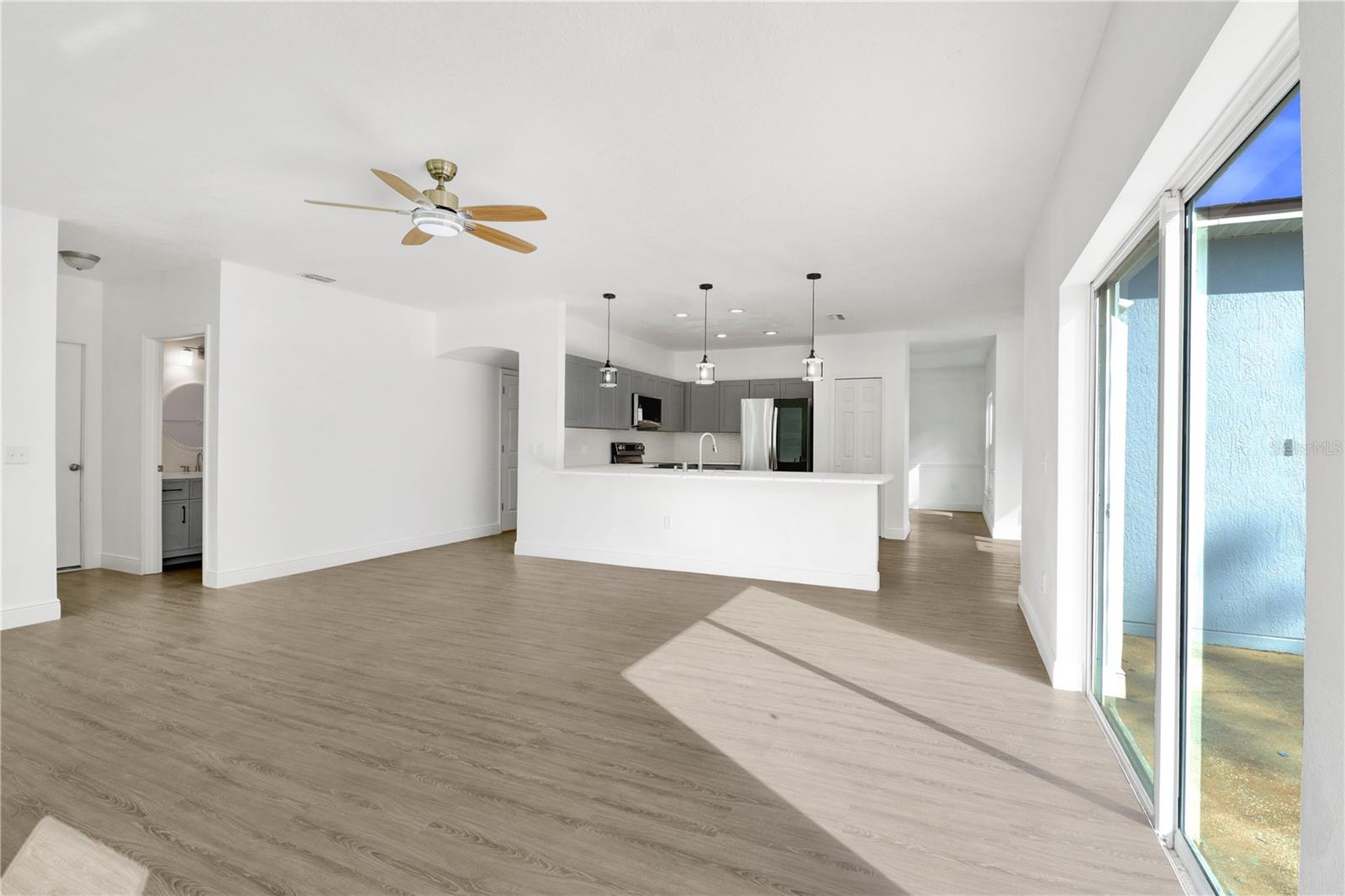 Image 11 of 26 For 1010 Embrun Court