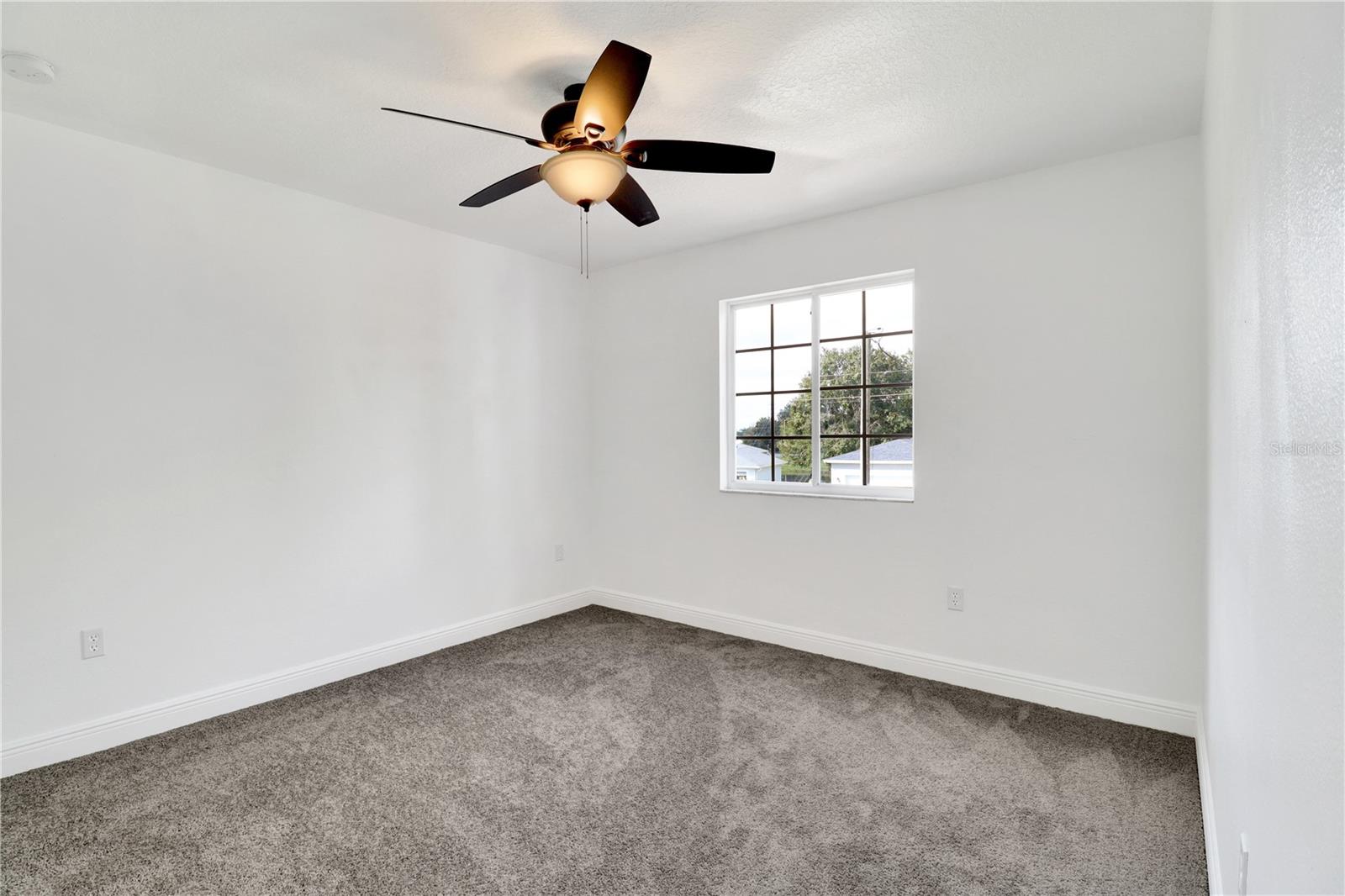 Image 20 of 26 For 1010 Embrun Court