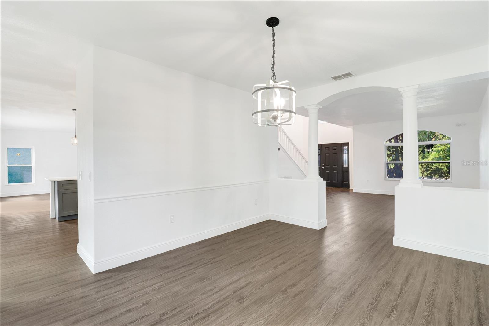 Image 9 of 26 For 1010 Embrun Court