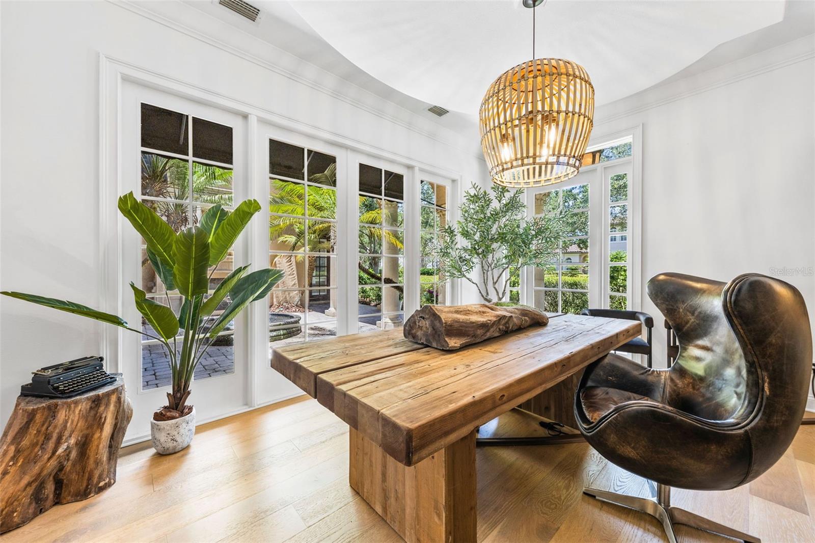 Image 16 of 43 For 102 Acadia Terrace