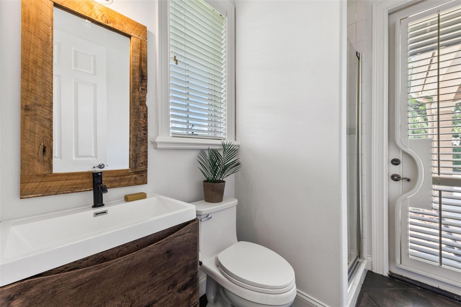 Image 27 of 43 For 102 Acadia Terrace