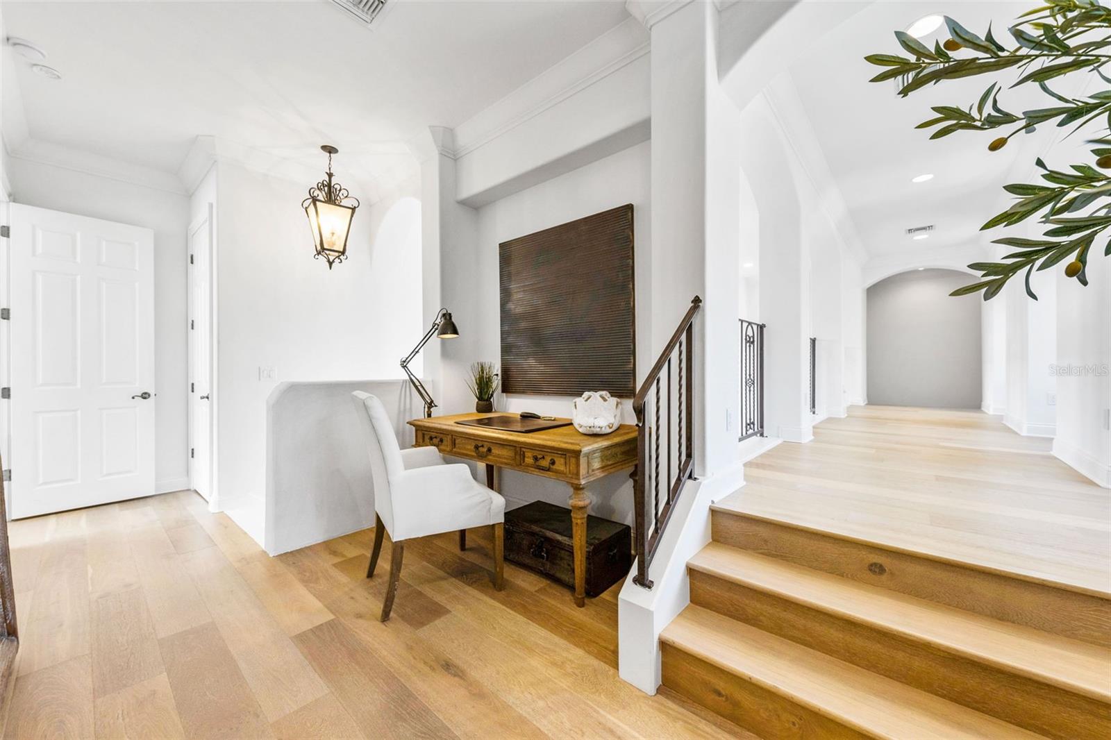 Image 5 of 43 For 102 Acadia Terrace