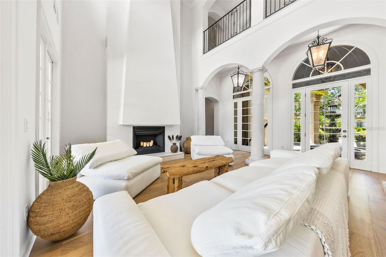 Image 7 of 43 For 102 Acadia Terrace