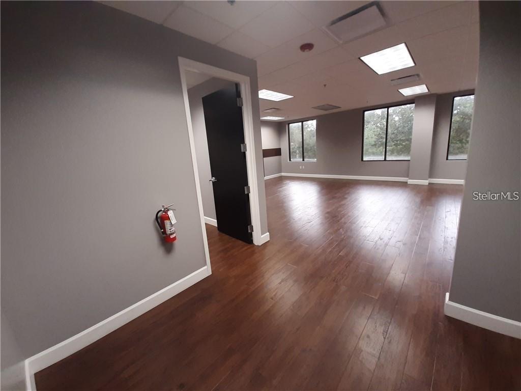 Image 7 of 13 For 6735 Conroy Road 212