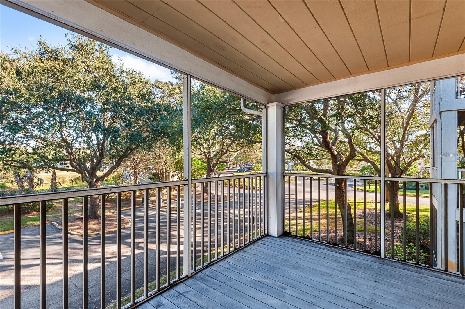 Image 11 of 13 For 10028 Strafford Oak Court 710