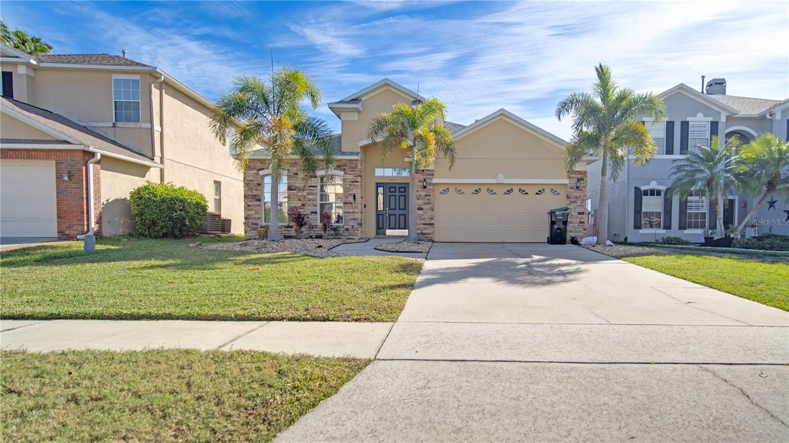 Image 2 of 21 For 1007 Royal Saint George Drive