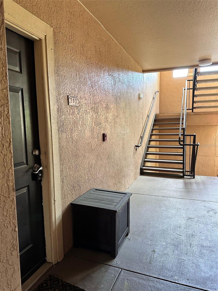 Image 3 of 21 For 5512 Metrowest Boulevard 203