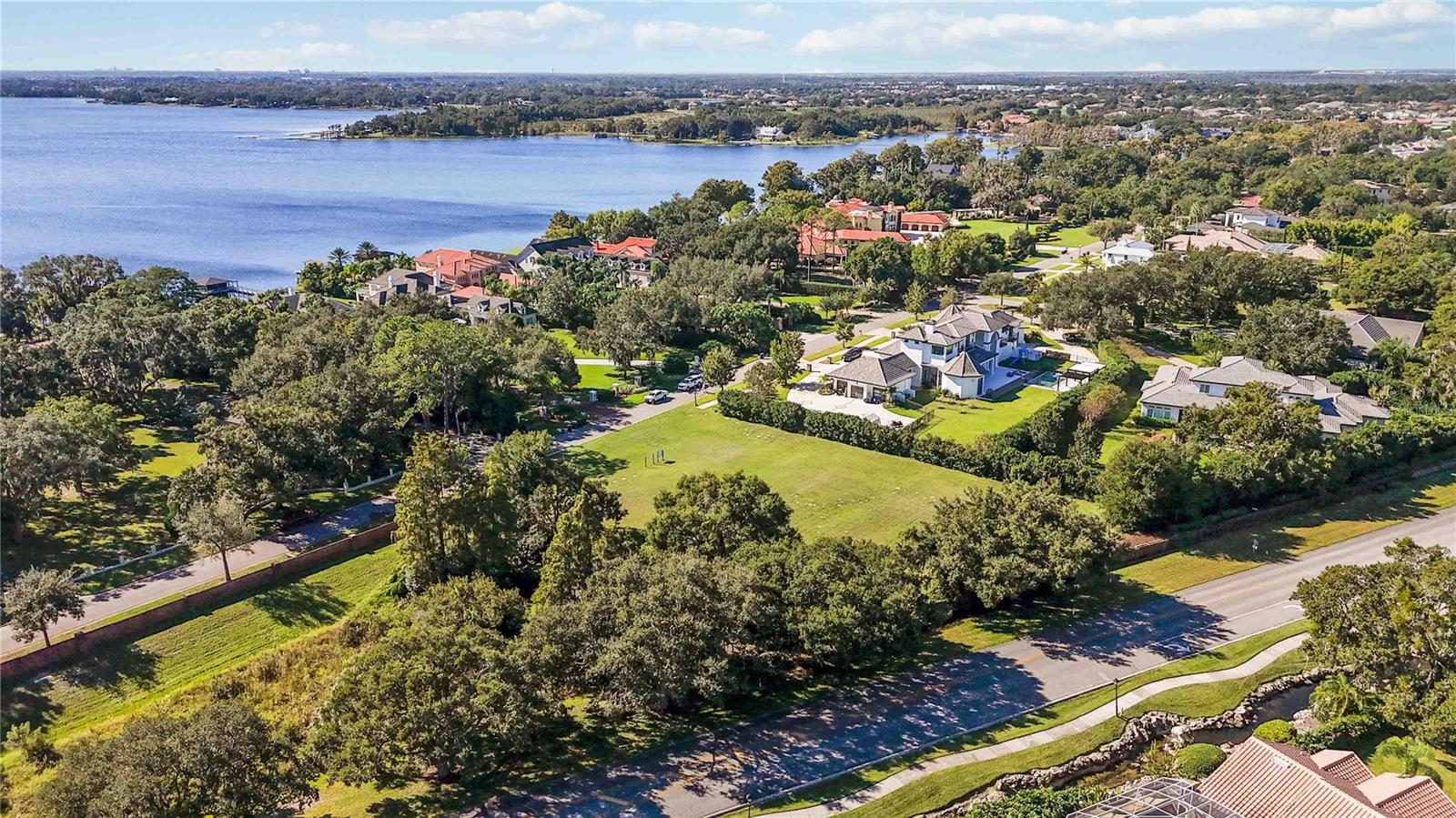 Image 11 of 19 For 12213 Park Avenue