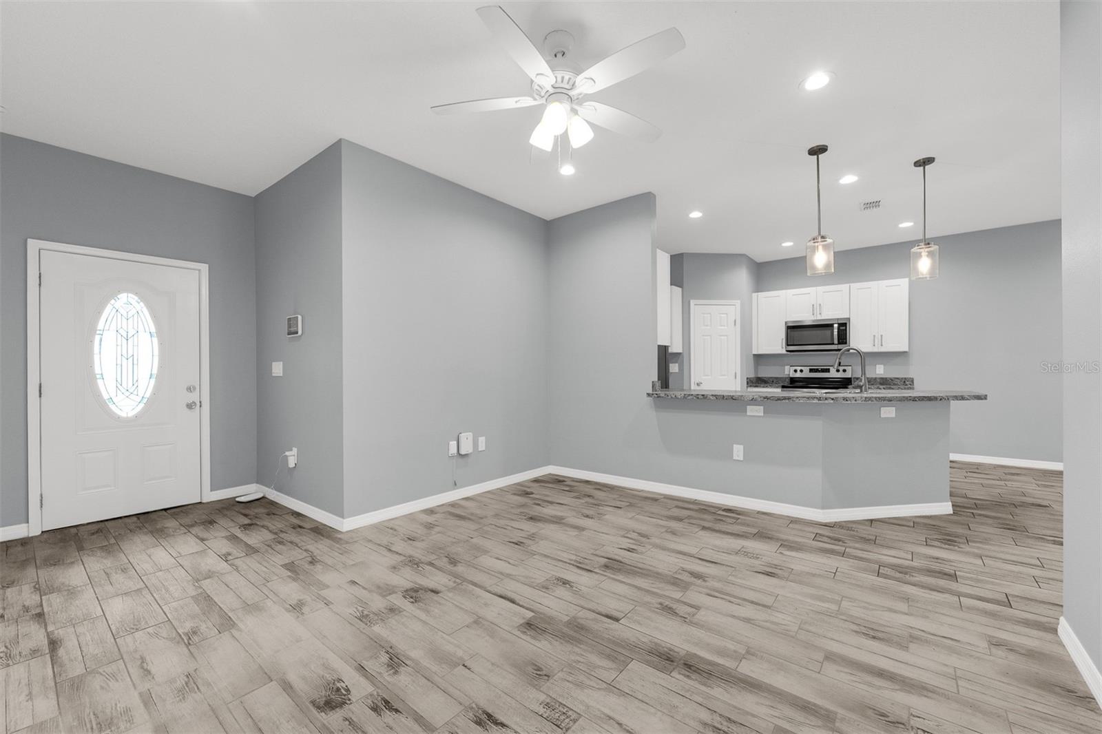 Image 3 of 22 For 138 15th Street