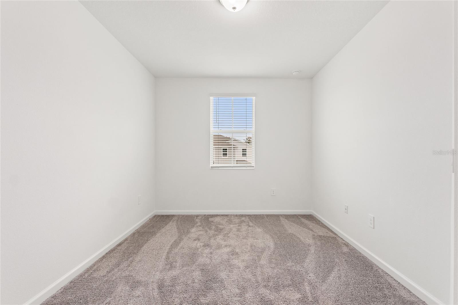 Image 20 of 37 For 7496 Stone Creek Trail