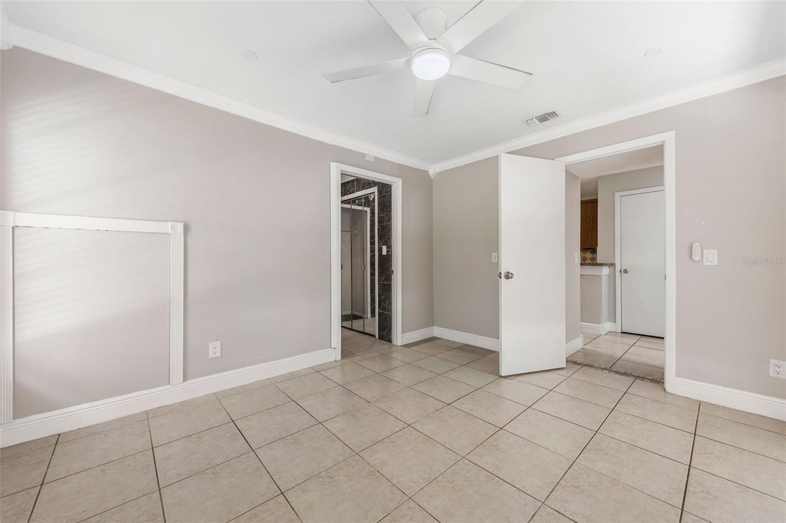 Image 14 of 36 For 682 Ascot Circle