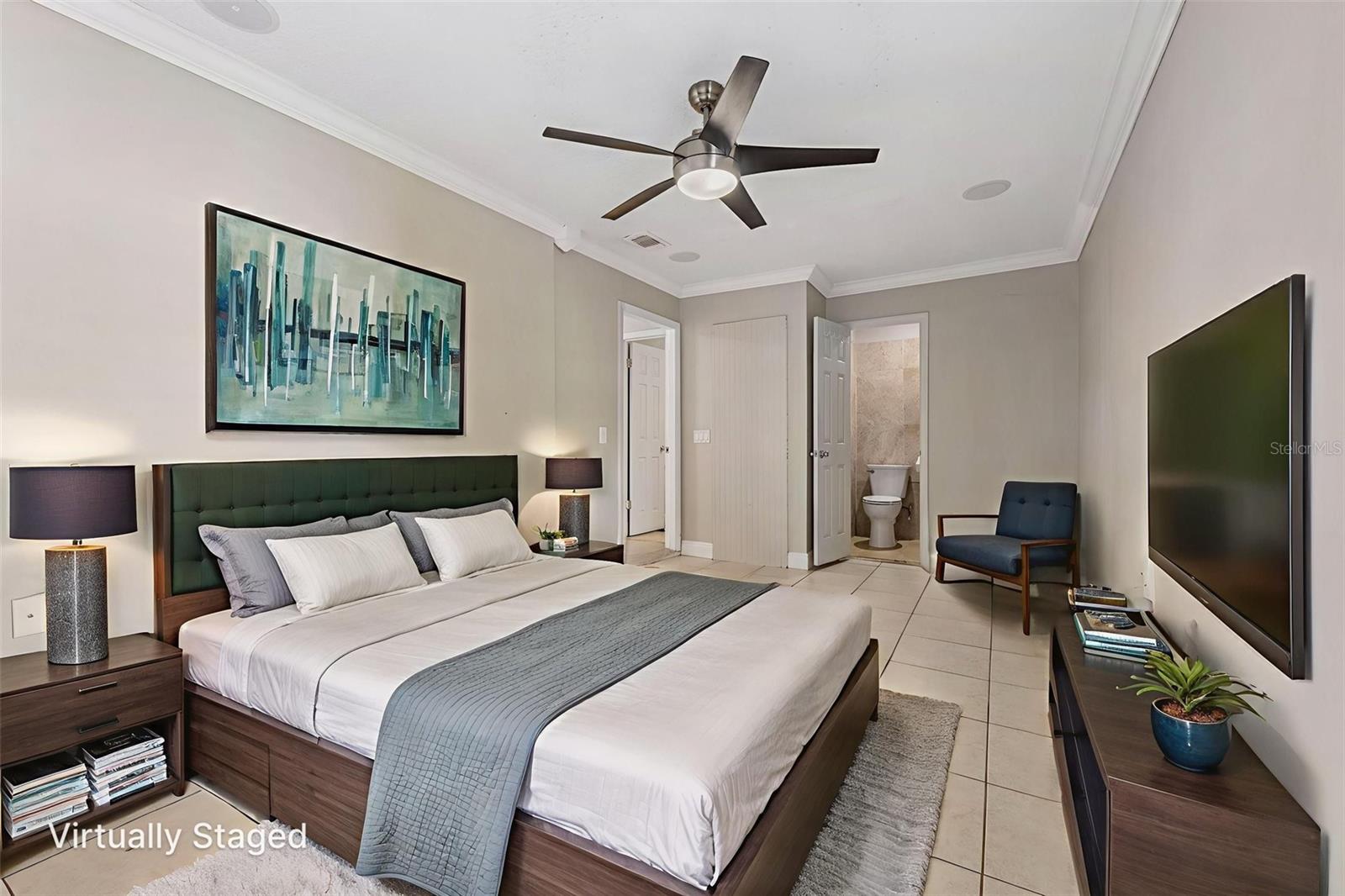 Image 18 of 36 For 682 Ascot Circle